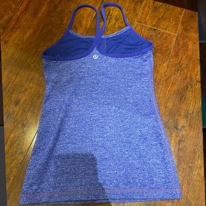 Size 2 lulu tanktop